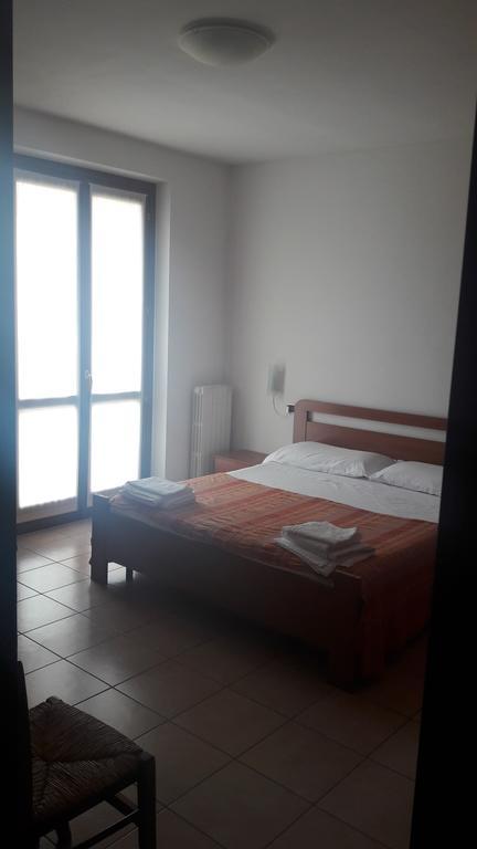 Casa Lavoro Vancanza Apartment Кастелнуово дел Гарда Екстериор снимка