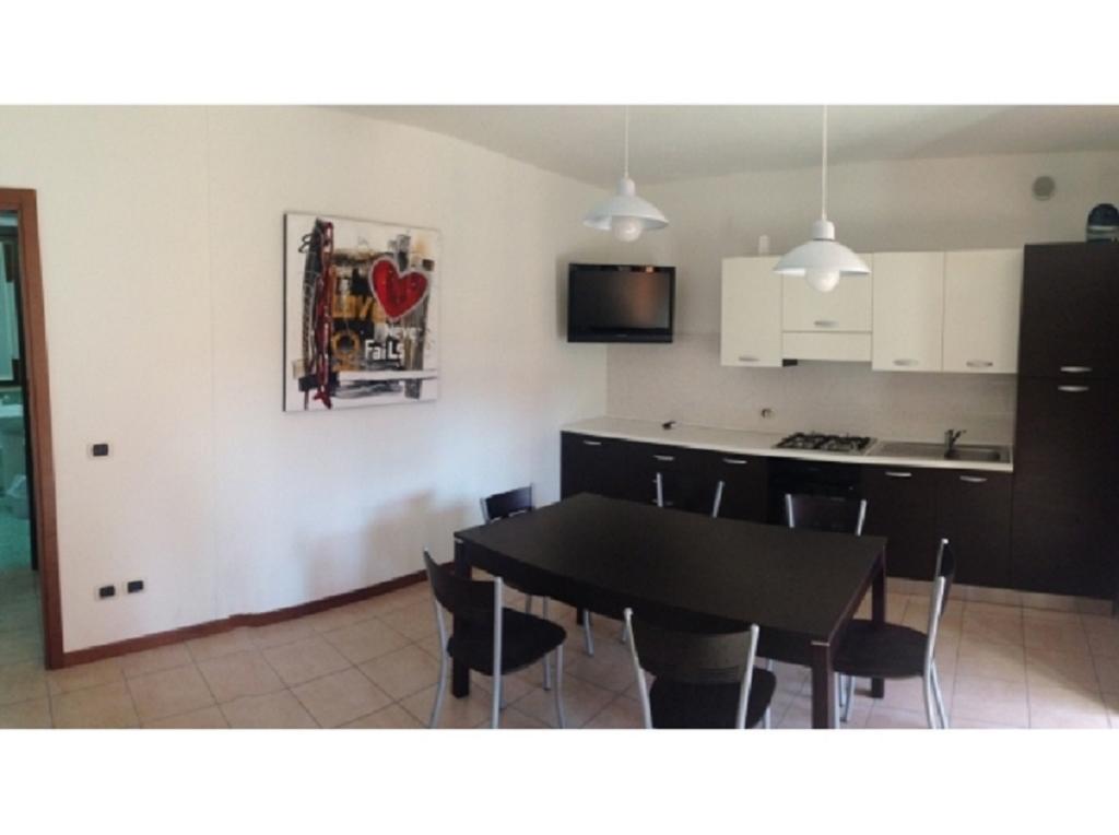 Casa Lavoro Vancanza Apartment Кастелнуово дел Гарда Екстериор снимка