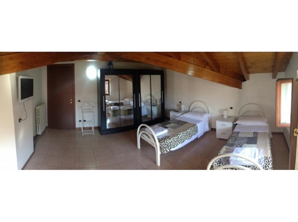Casa Lavoro Vancanza Apartment Кастелнуово дел Гарда Стая снимка
